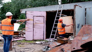 Демонтаж гаражей в Елизово, цена от 1755 руб. – услуги под ключ от 2Землекопа-Лзв