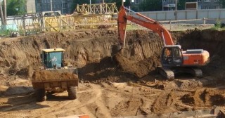 Котлован для дома Елизово, цена от 310 руб./м3.